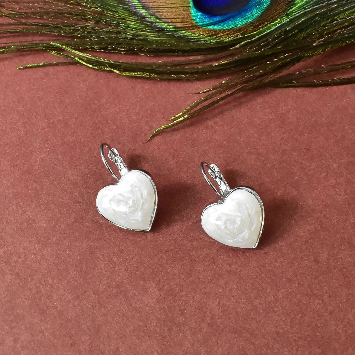 Aarza – White Heart-Shaped Office Wear Series