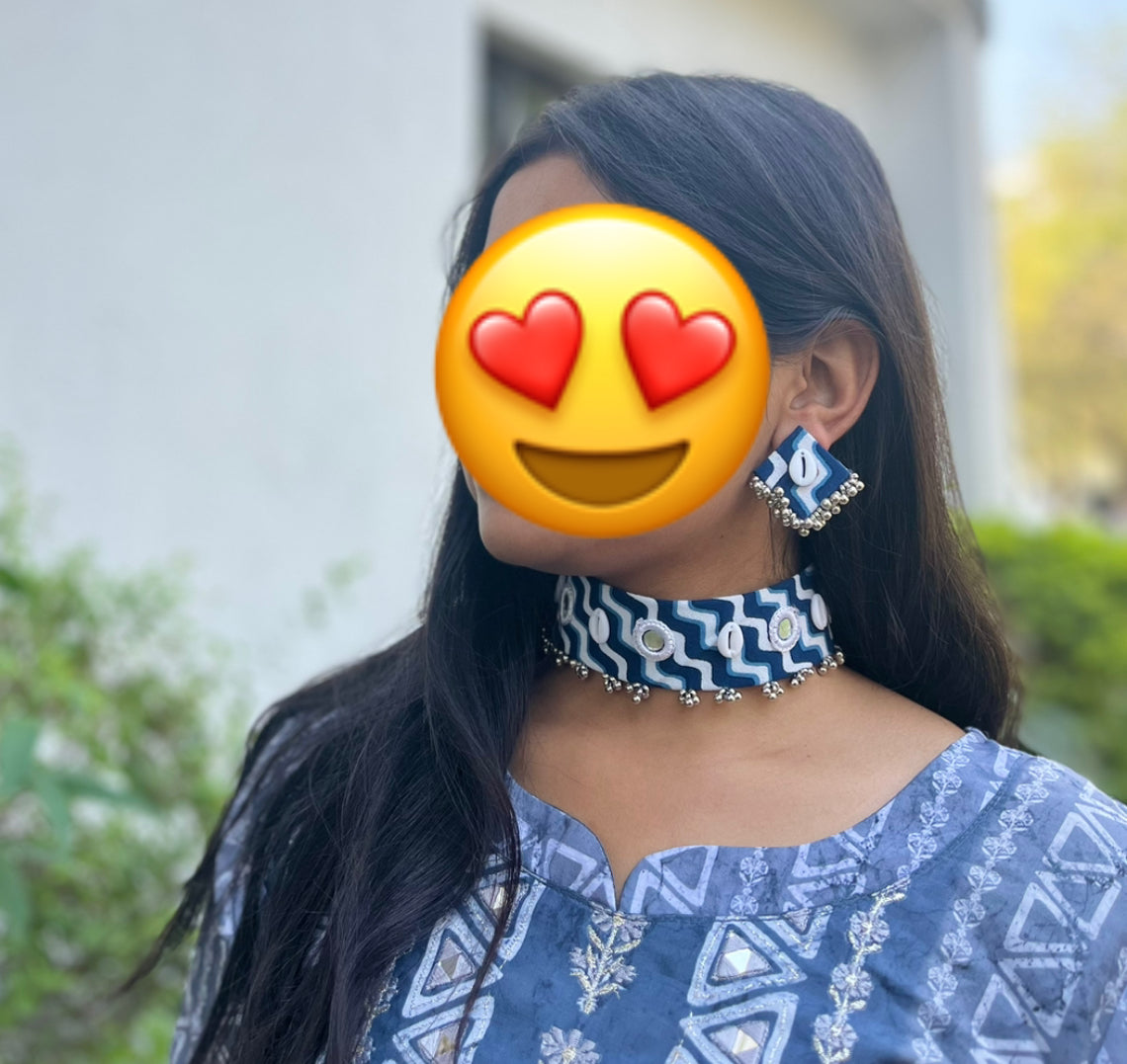Bliss Bandhani Mirror Choker