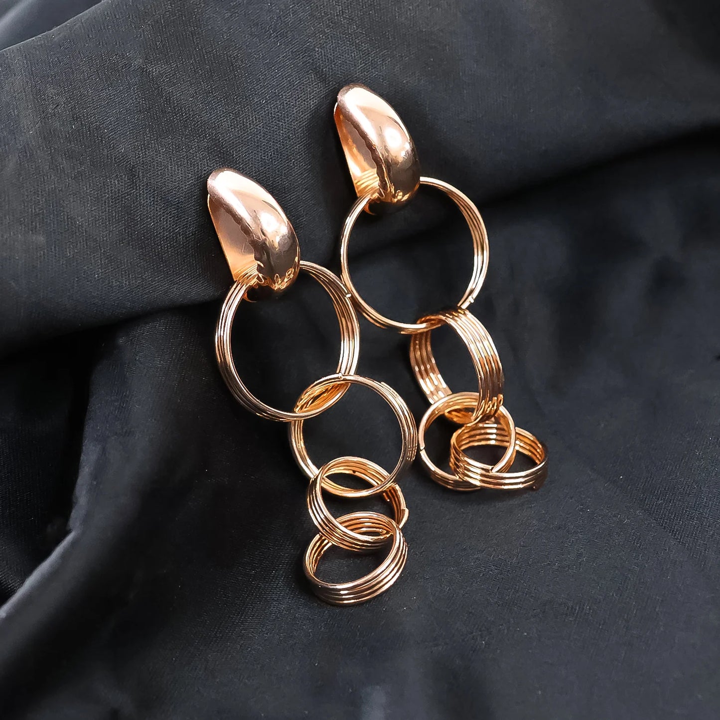 Aarza – Multi-Ring Circle Office Wear Series