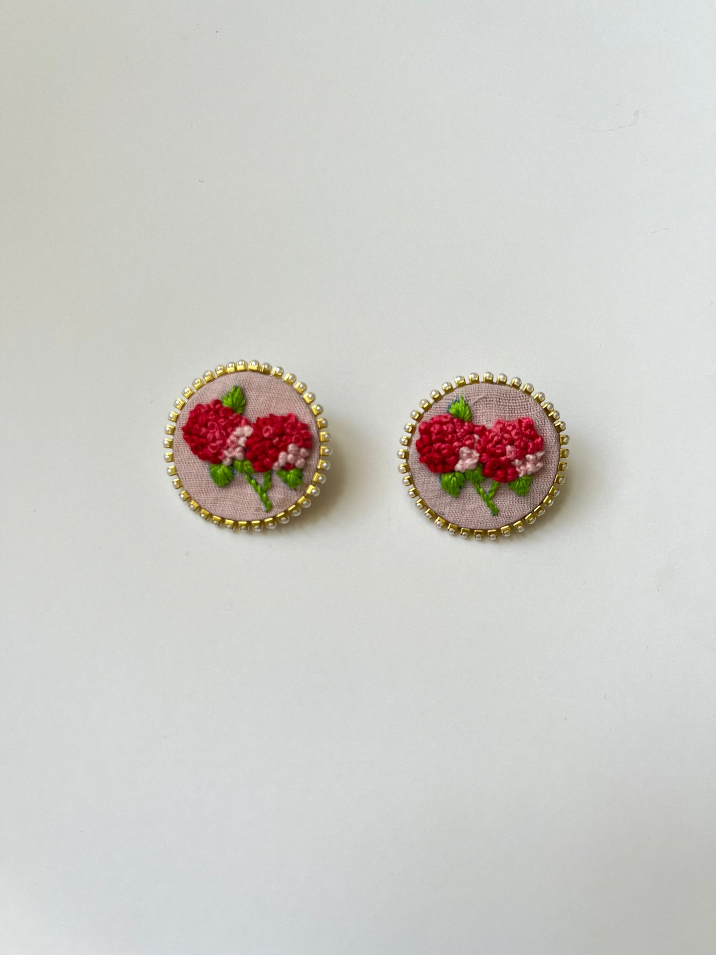 A Pearl Petal Delight Earrings