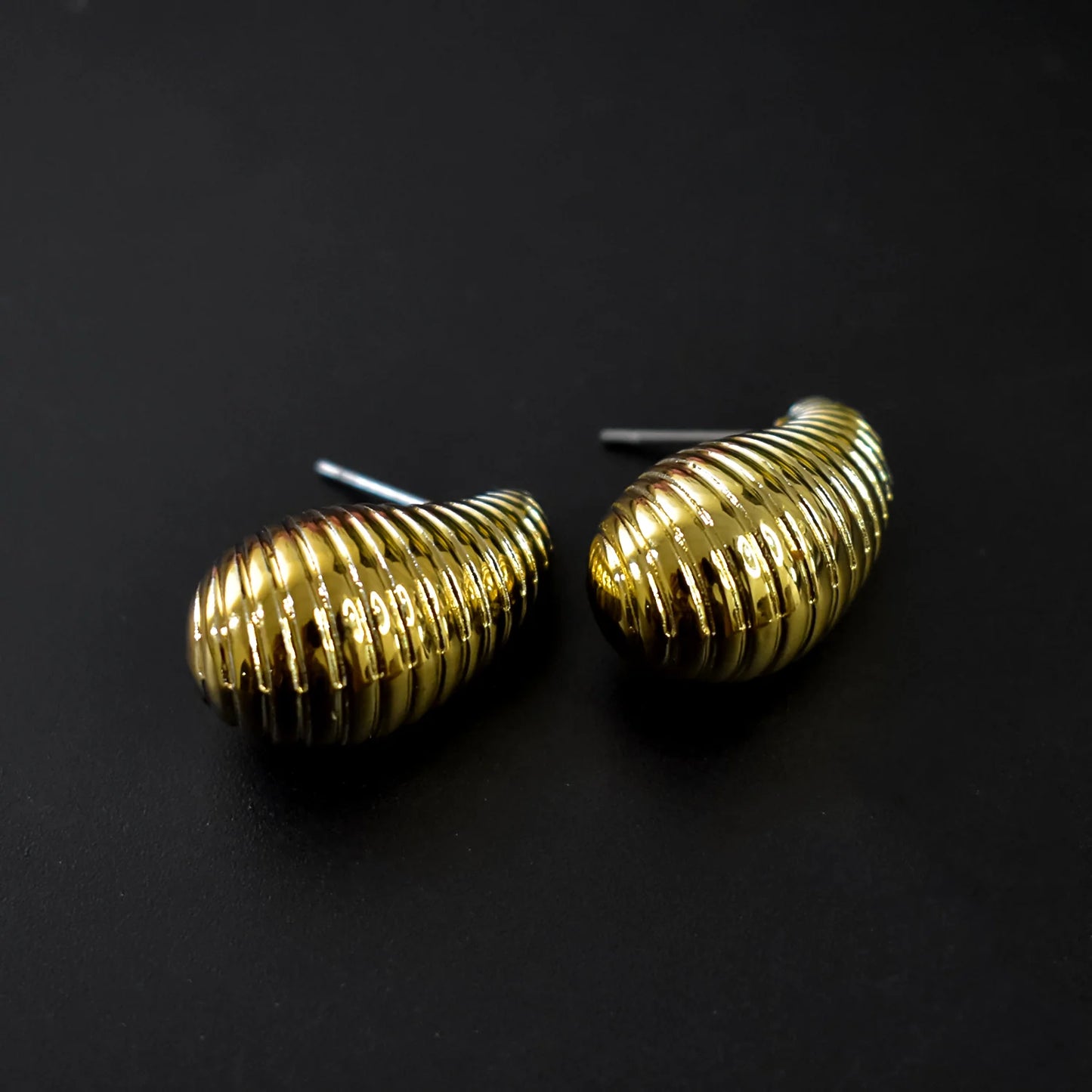 Aarza – Cashew-Shaped Office Wear Series