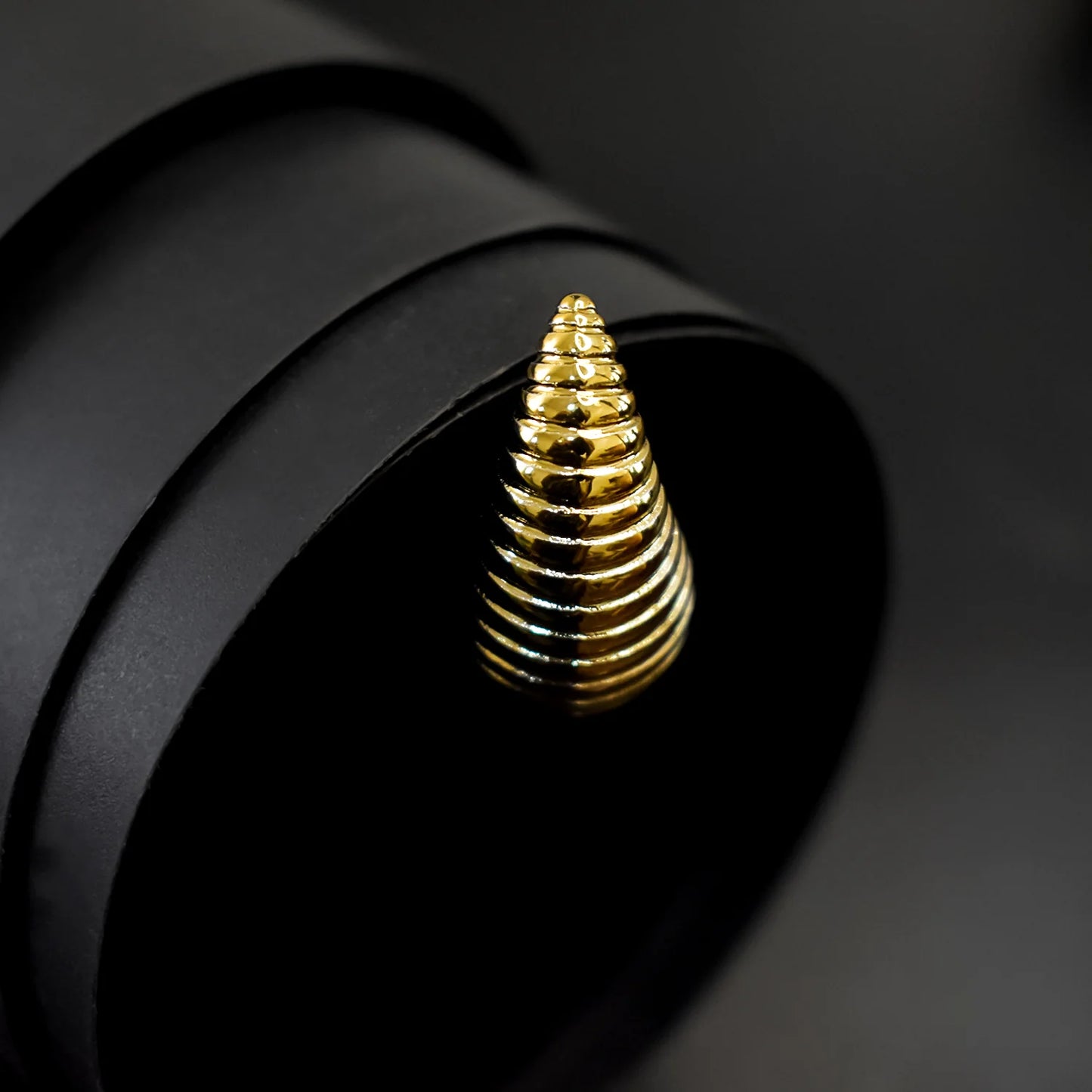 Aarza – Cashew-Shaped Office Wear Series