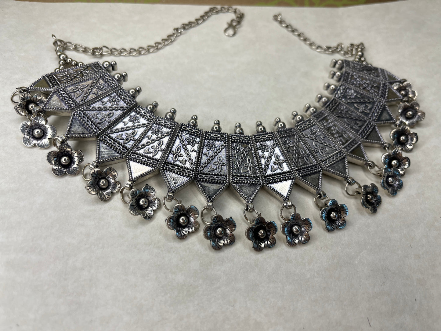 Navratri Splendor Choker