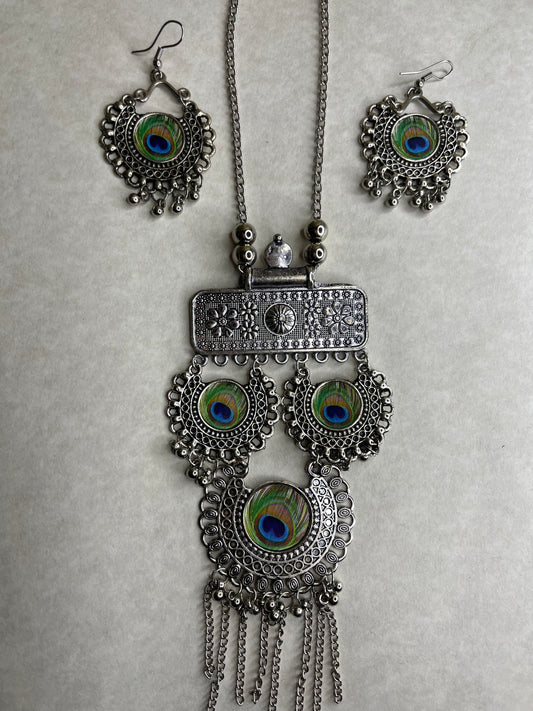 Navratri Peacock Feathers Finery